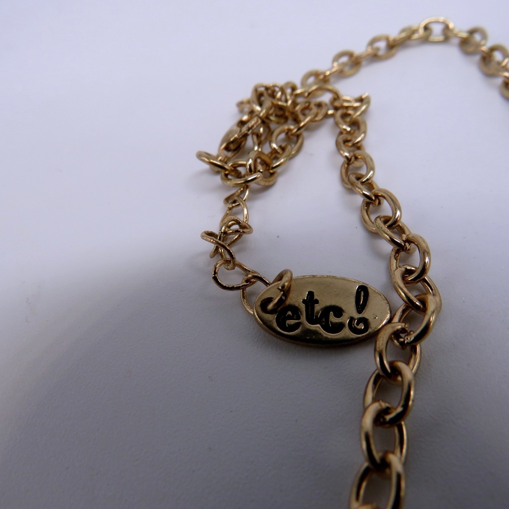 Etc! Hot Pink Cabochon and Clear Crystal Gold Tone Statement Bib Necklace 17in - Picture 4 of 8